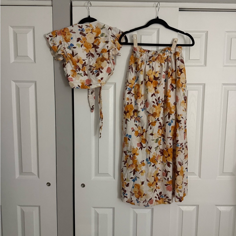 Abercrombie & Fitch Floral Two-Piece Crop Top & Skirt Set - Picture 3 of 4